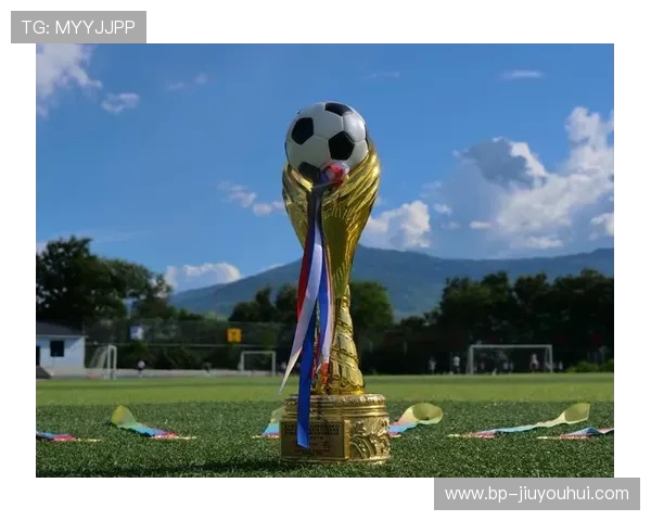 足球博主盘点绿茵赛场那些令人捧腹的意外趣味爆笑瞬间集锦现场录